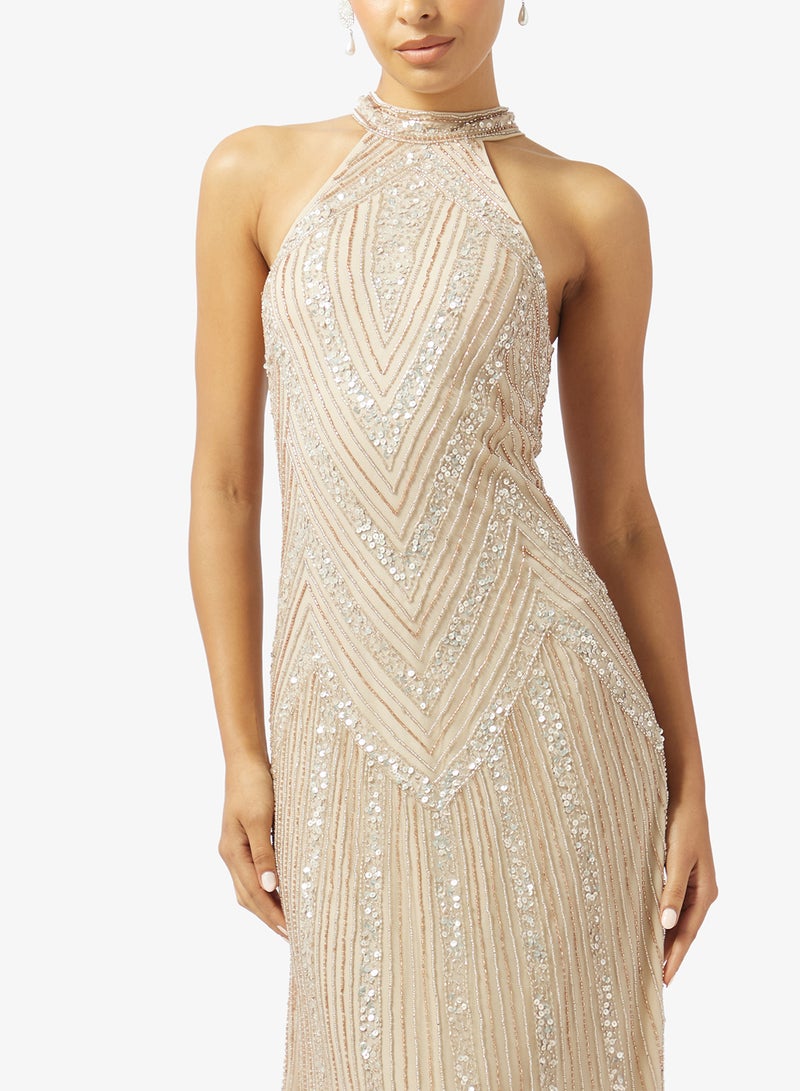 نمشي x فستان سهرة مزين بالخرز بياقة هالتر - Image 3